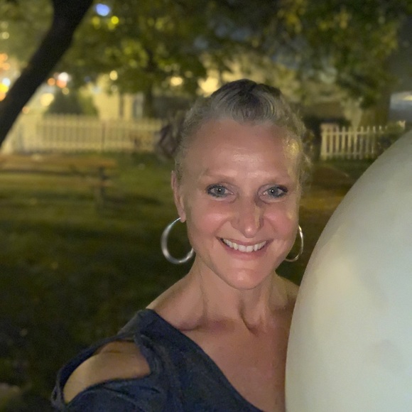 I’m Ann- Come &play! So many Amazing things 4U😘 - Picture 3 of 8